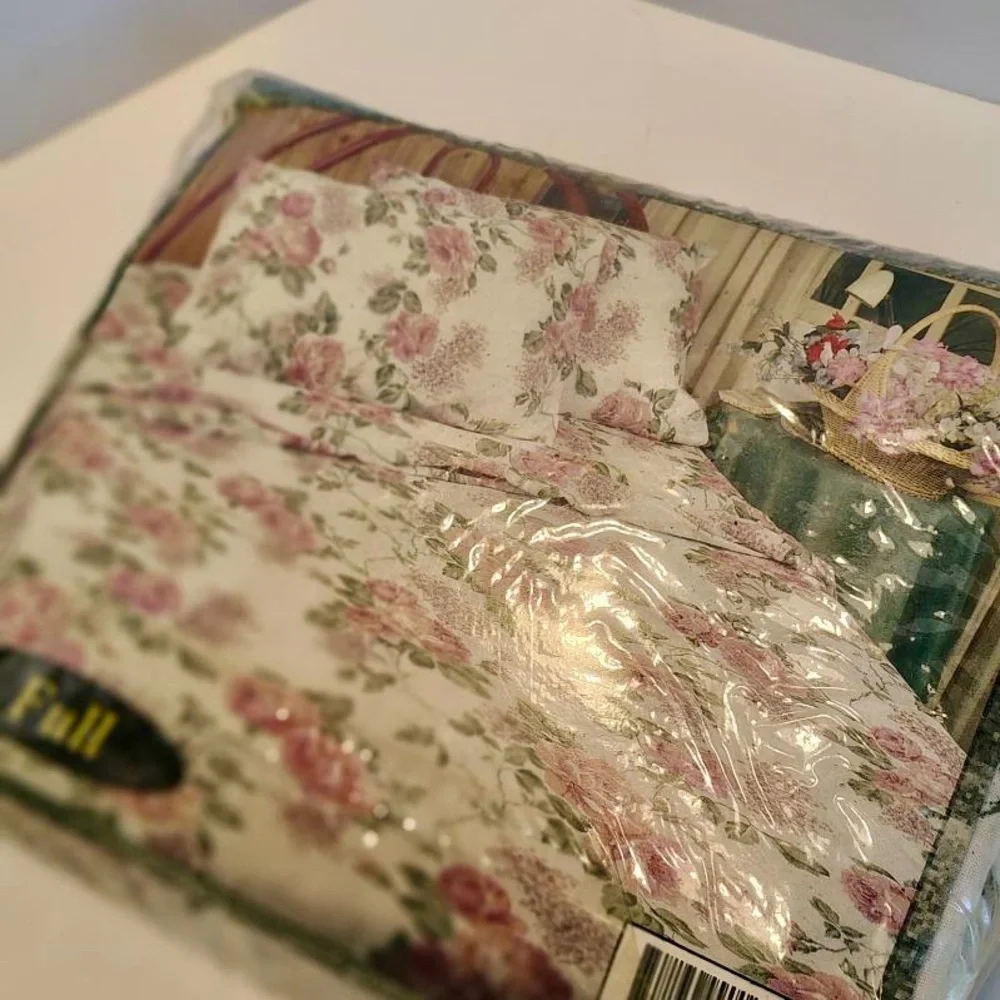 Vtg Camelot 4 Piece Muslin FULL SET AOP Floral Bed Sheets Romantic Cottagecore